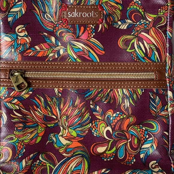 NWOT Sakroots crossbody purse - Picture 2 of 5